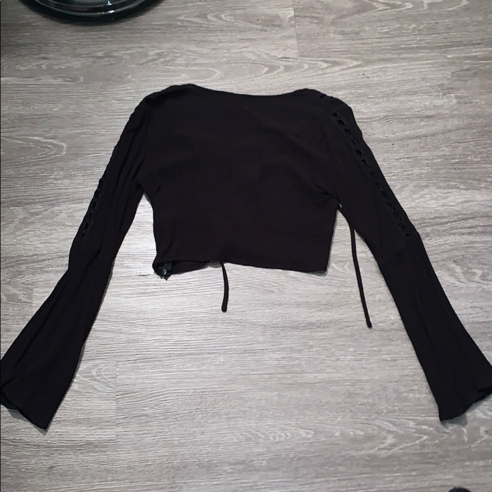 Forever 21 bell sleeve lace top - Picture 3 of 6